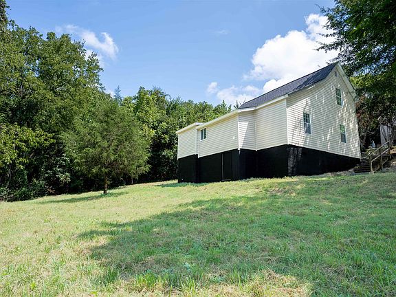 5th image of 70 Clippard St
