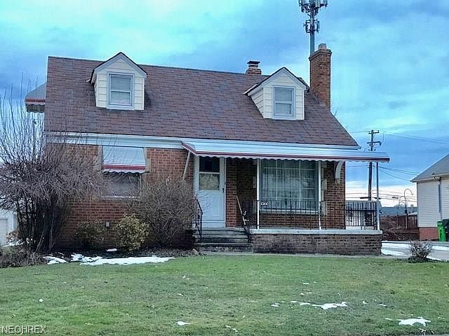 1st image of 1544 Temple Ave