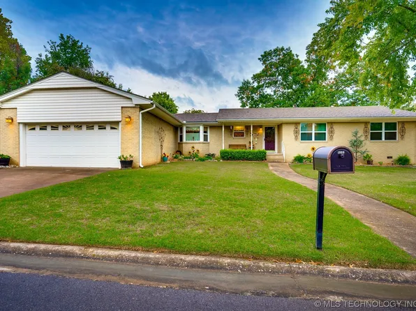 1809 E 16th St, Ada, OK 74820
