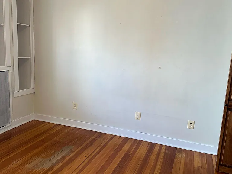 222 Clarendon St — Photo 27