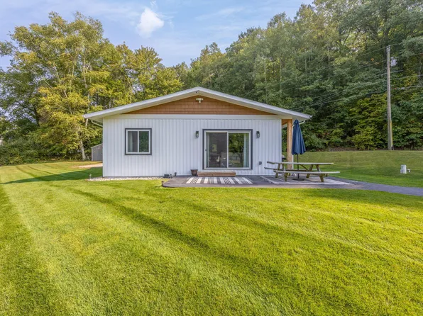 5051 S Bliss Ln, Newaygo, MI 49337