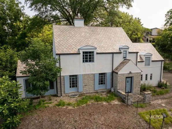 1 Northwood Dr, Athens, OH 45701