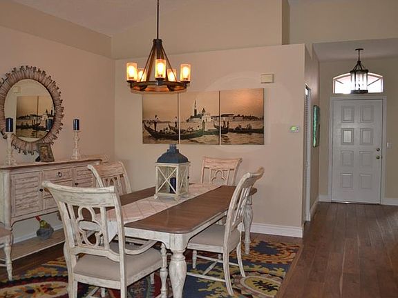 3rd image of 1122 McDaniel St #37