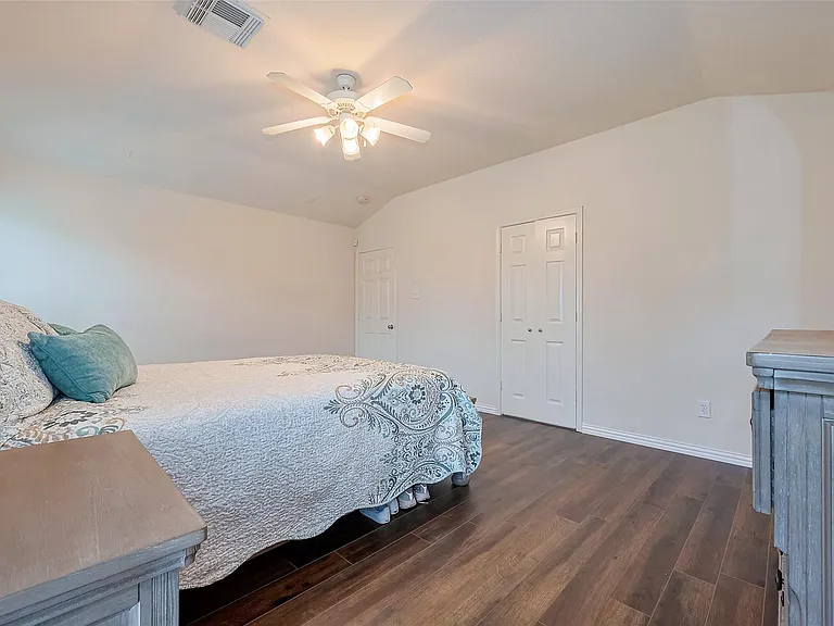 1007 Casting Springs Way — Photo 30