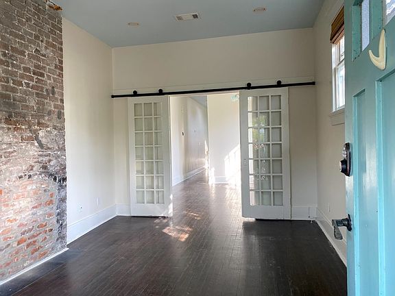 2nd image of 2217 Jena St