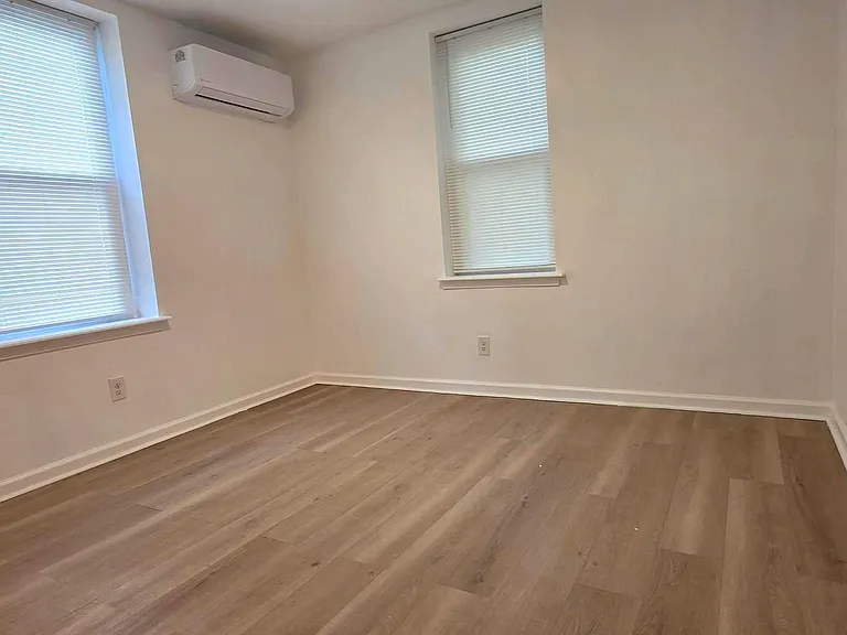 6233 Chew Ave — Photo 39