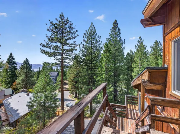 353 Sherwood Dr, Stateline, NV 89449