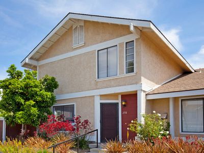 250 Riverview Way, Oceanside, CA, 92057