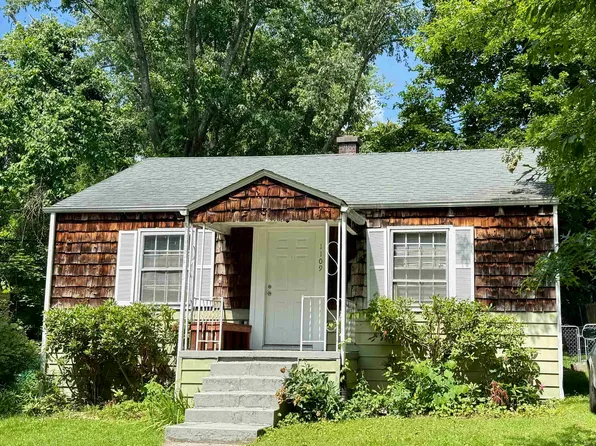 1109 Palmer Dr, Blacksburg, VA 24060