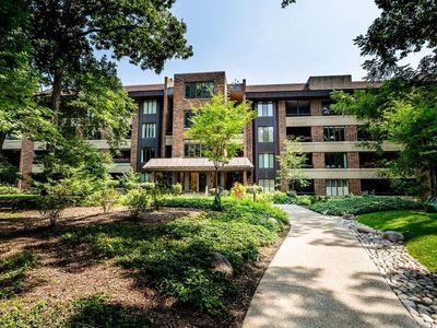 1401 Burr Oak Rd APT 309B, Hinsdale, IL, 60521