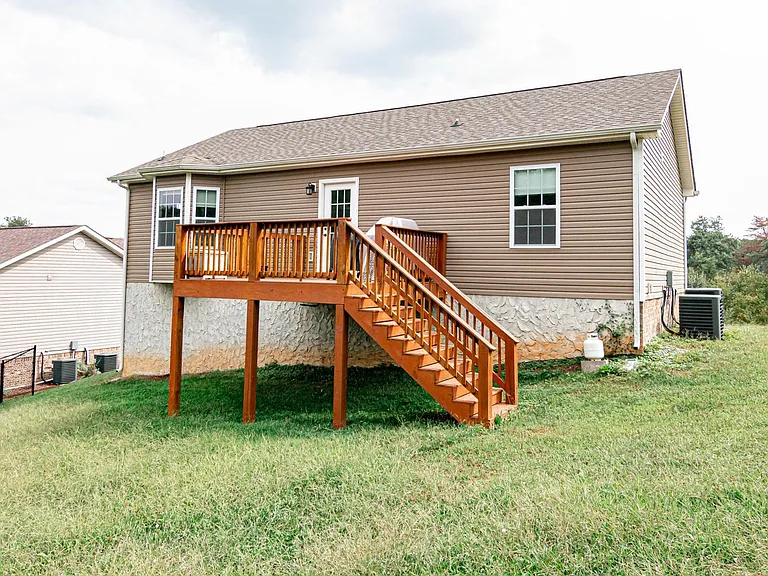 459 Titanium Dr — Photo 3