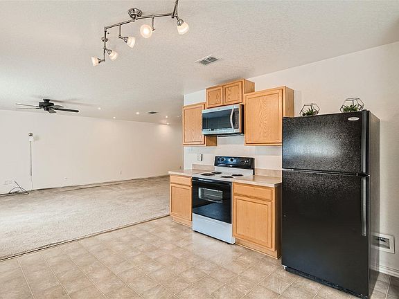 5th image of 9910 Powderhouse Dr
