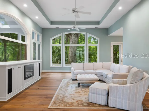 304 Bamberg Dr, Bluffton, SC 29910