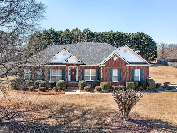 113 Highland Park Dr, McDonough, GA 30252