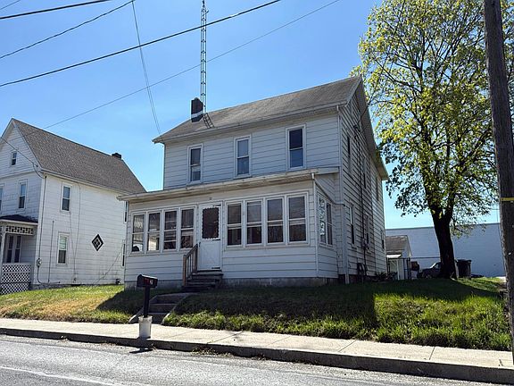 2nd image of 121 E York St