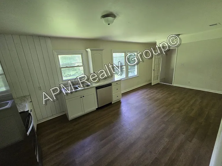 27 Bethune Ct — Photo 15