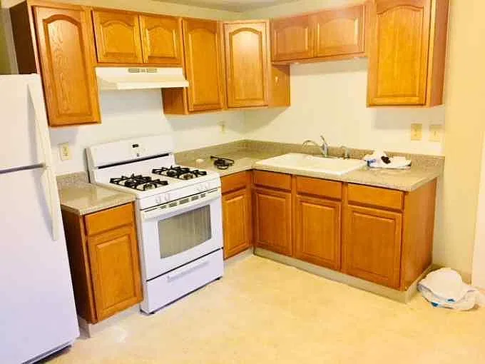 95 Mount Vernon St — Photo 3