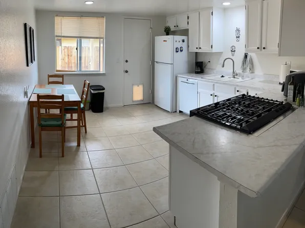 737 W Atkins Ave, Ridgecrest, CA