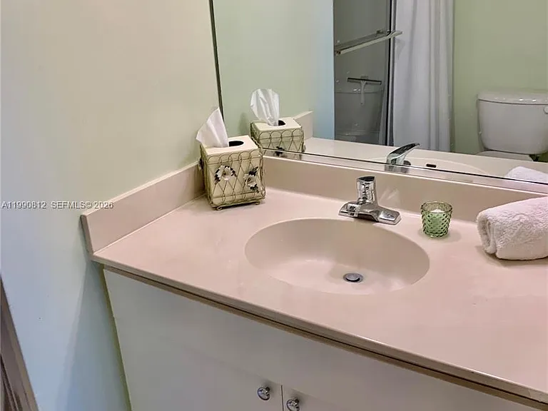 2105 Lavers Cir #501 — Photo 23
