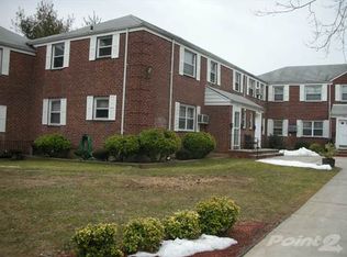 25418 73rd Rd #1, Glen Oaks, NY 11004