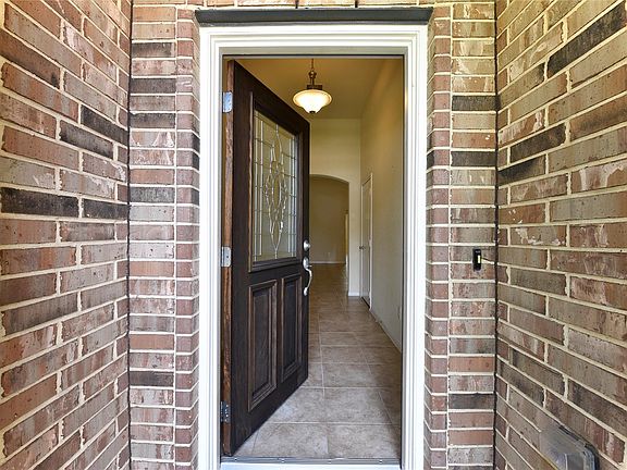 4th image of 5922 Marble Bend Ln