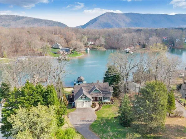 308 Pine Dr, Huddleston, VA 24104