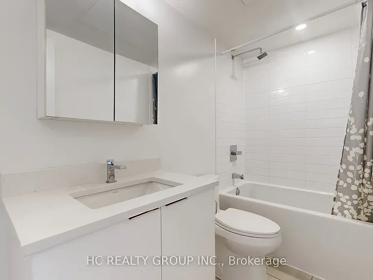 2031 Kennedy Rd #920 — Photo 16