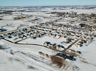 303 E 11th St SE, Freeport, MN 56331