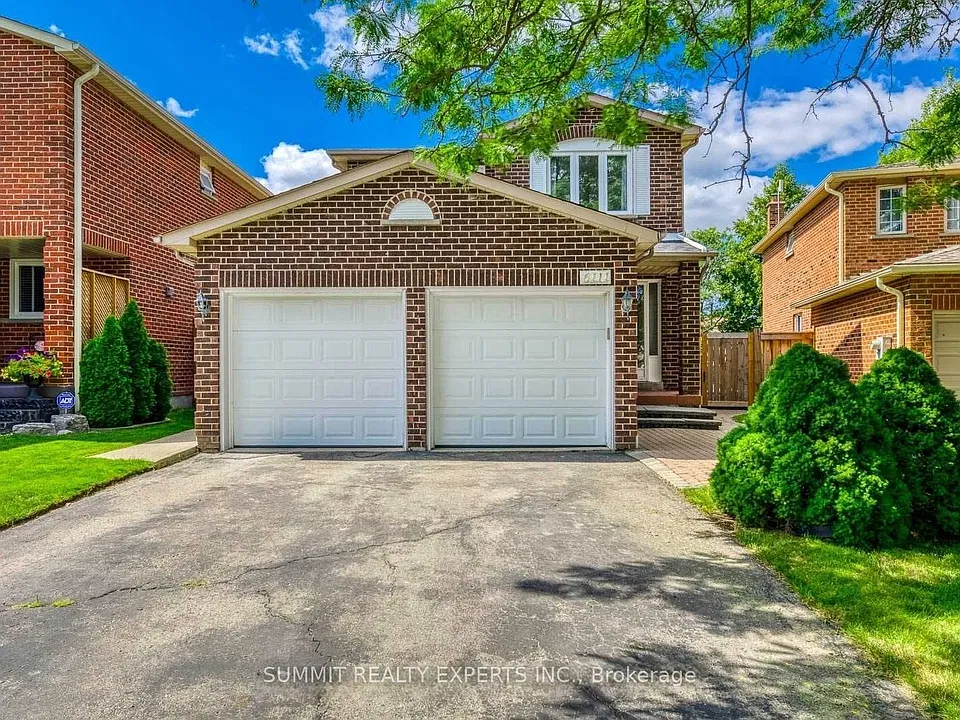 6111 Camgreen Cir