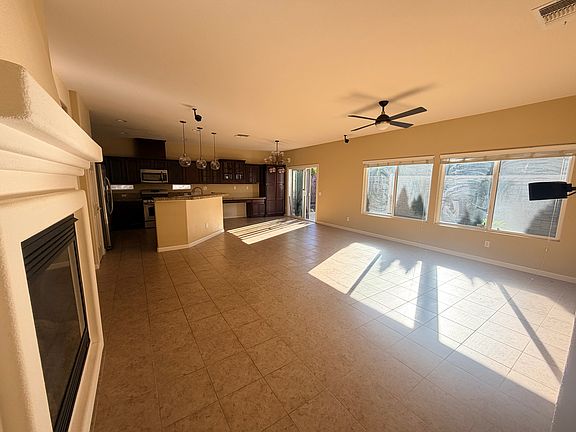 Living room & kitchen & dinning