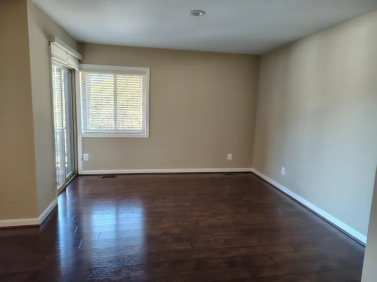 Residences at Pomona Park — Photo 25