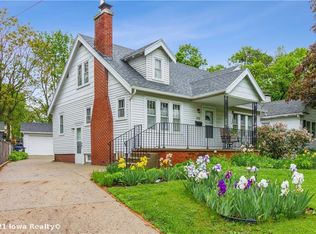 1733 Northwest Dr, Des Moines, IA 50310