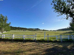 19144 Rawhide Rd, Jamestown, CA 95327