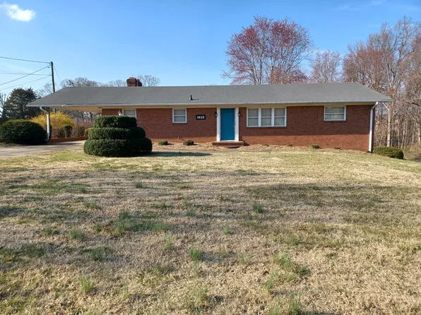 3925 Kernersville Rd, Winston Salem, NC 27107