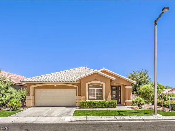 800 Royal Elm Ln, Las Vegas, NV 89144