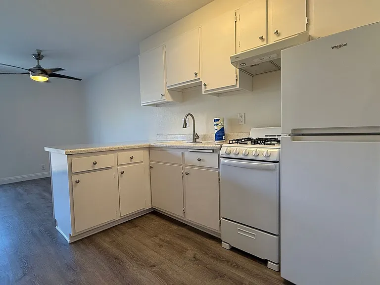 147 Avenida Serra — Photo 2