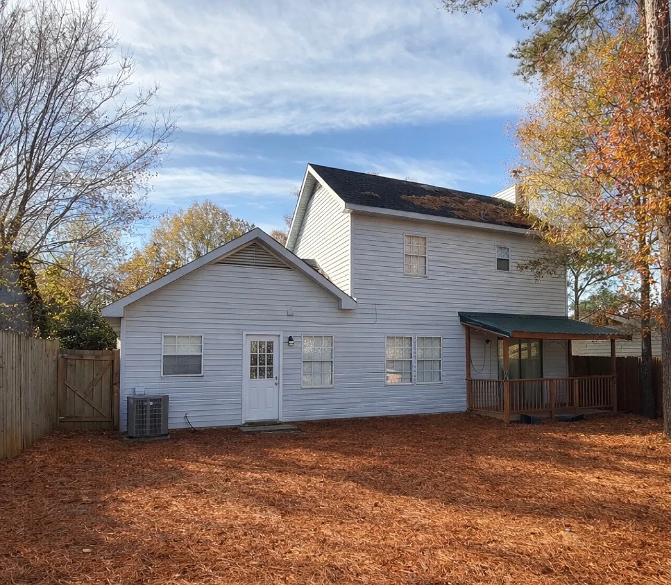 3 bed, 1716 sqft, $2,200 — Photo 2