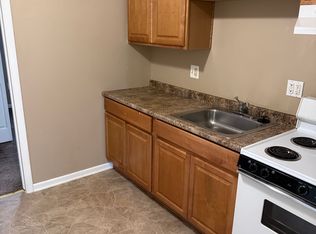 521 State St APT 11, Algonac, MI 48001