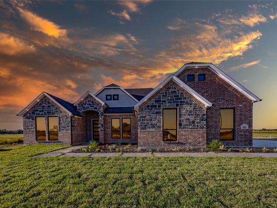 310 Vz County Road 3910, Wills Pt, TX 75169