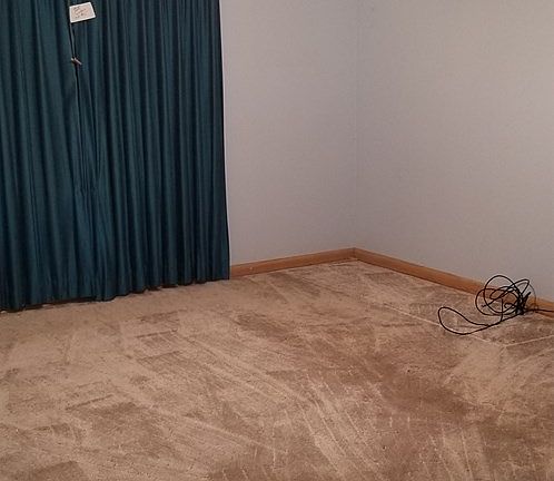5th image of 3843 Lexington Ave