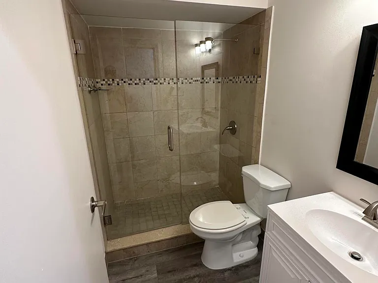 10300 Hidden Springs Ct — Photo 32