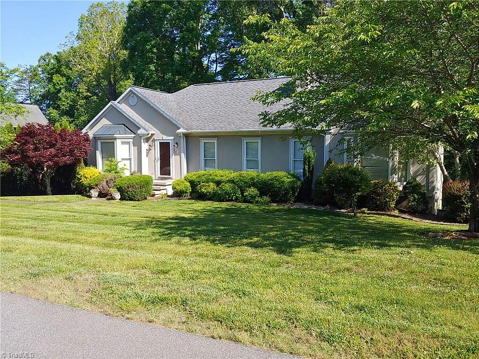 1st image of 2003 Fairview Cir