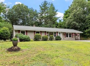 17 Parlee Rd, Chelmsford, MA 01824