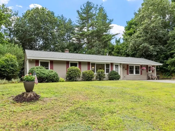17 Parlee Rd, Chelmsford, MA 01824