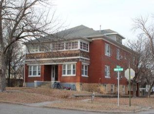 303 W 9th St APT 8, Concordia, KS 66901