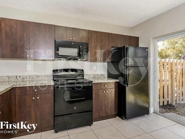 27040 SW 119th Ct — Photo 6