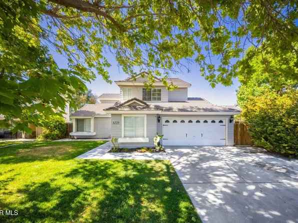 3225 W Avenue J4, Lancaster, CA 93536