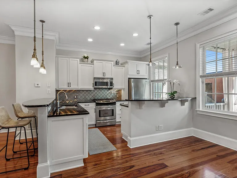 311 W Taylor St #A — Photo 7
