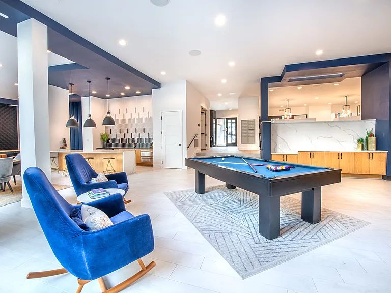 Burnett Lofts — Photo 36
