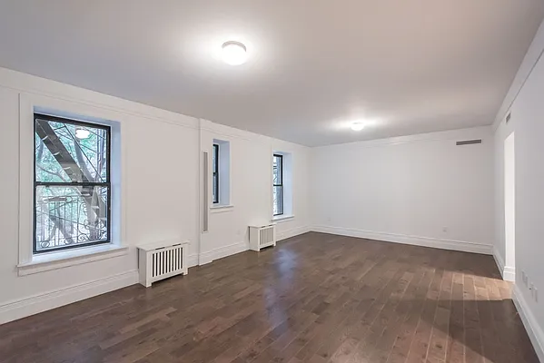 Rented by Thor Equities | media 6